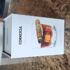 NWOT Corkcicle Cigar Glass